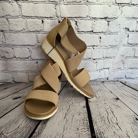 MIA Shoes - MIA Chelsia tan Strappy zip back wedge Sandals. Size 11 new without box